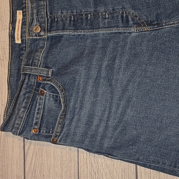 Levi's Women's Ribcage Straight Ankle Jeans Medium Wash Size 32 - Picture 3 of 13